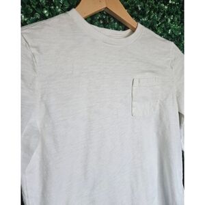 FREE WHEN ADDED TO BUNDLE Gap Girls Irganic Cotton Long Sleeve Tee